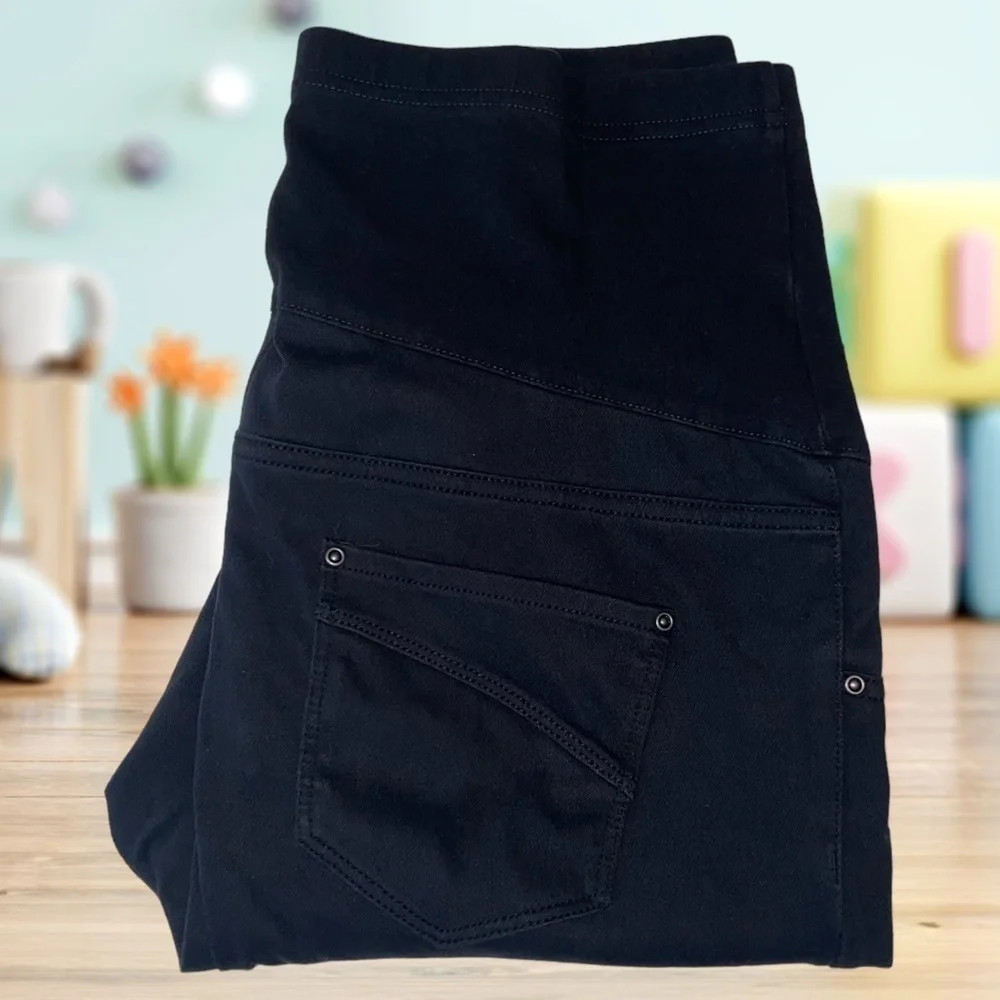 Time & True  Women’s Maternity size Large-12-14 Black Leggings - Picture 4 of 10